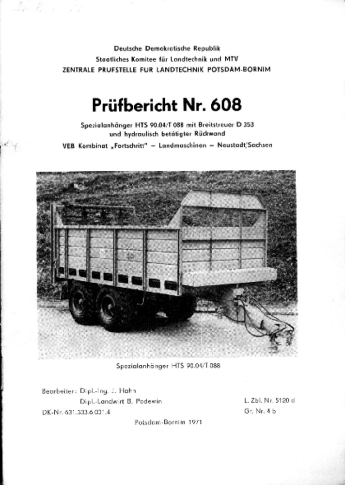 Spezialanhänger HTS 90.04/T 088 mit Breitstreueinrichtung für Stalldung (Deutsches Landwirtschaftsmuseum Hohenheim CC BY-NC-SA)