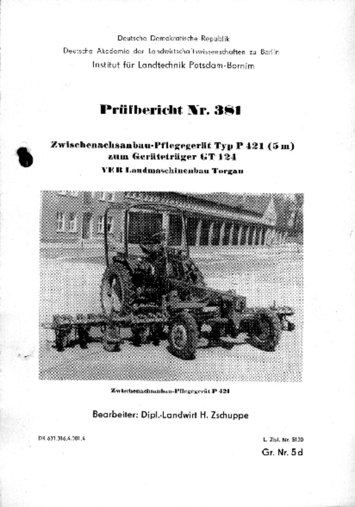 Zwischenachsanbau-Pflegegerät P 421 (Deutsches Landwirtschaftsmuseum Hohenheim CC BY-NC-SA)