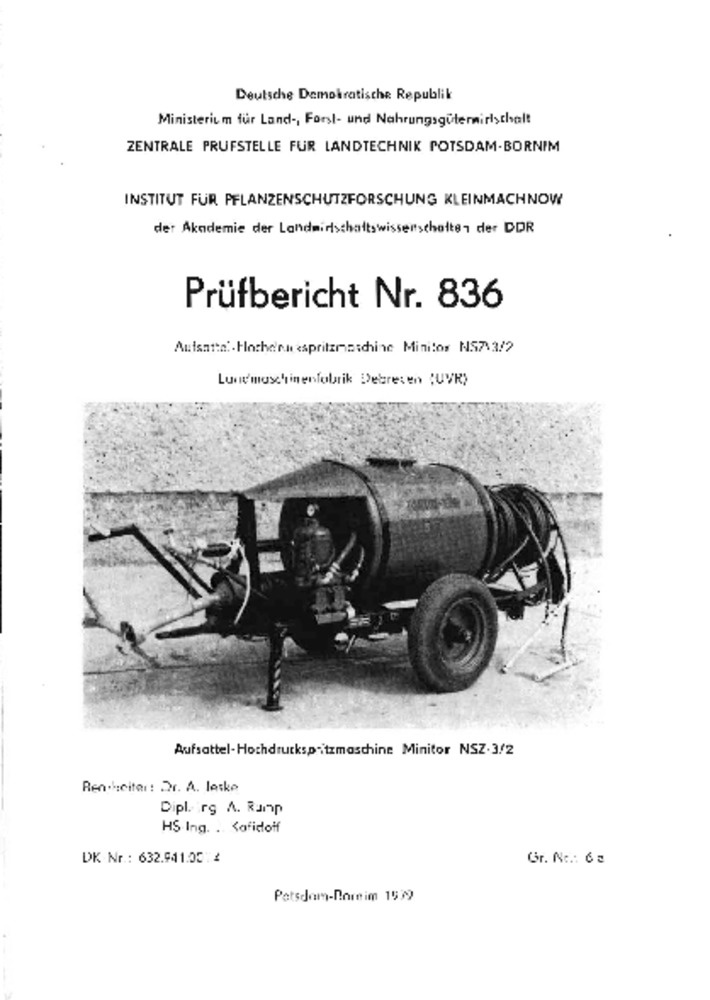 Aufsattel-Spritzmaschine Minitox NSZ-3/2 (Deutsches Landwirtschaftsmuseum Hohenheim CC BY-NC-SA)