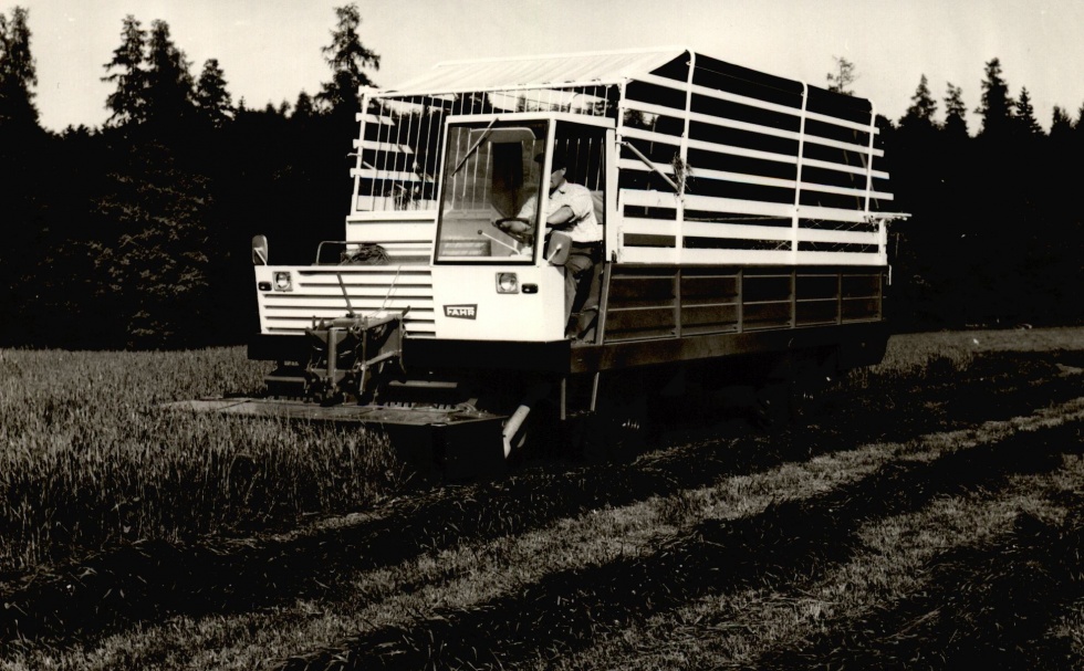 Selbstfahrender Erntewagen (Ausstellung und Archiv des Vereins FAHR-Schlepper-Freunde CC BY-NC-SA)