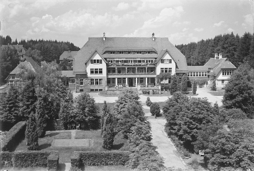 Königsfeld - Kindererholungsheim Luisenruhe (Haus der Geschichte Baden-Württemberg / Sammlung Gebrüder Metz CC BY-NC-SA)