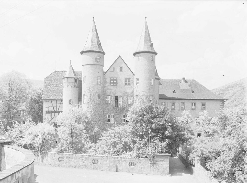 Lohr am Main - Schloss (Haus der Geschichte Baden-Württemberg / Sammlung Gebrüder Metz CC BY-NC-SA)