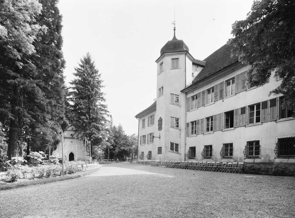 Bad Krozingen - Schloss (Haus der Geschichte Baden-Württemberg / Sammlung Gebrüder Metz CC BY-NC-SA)
