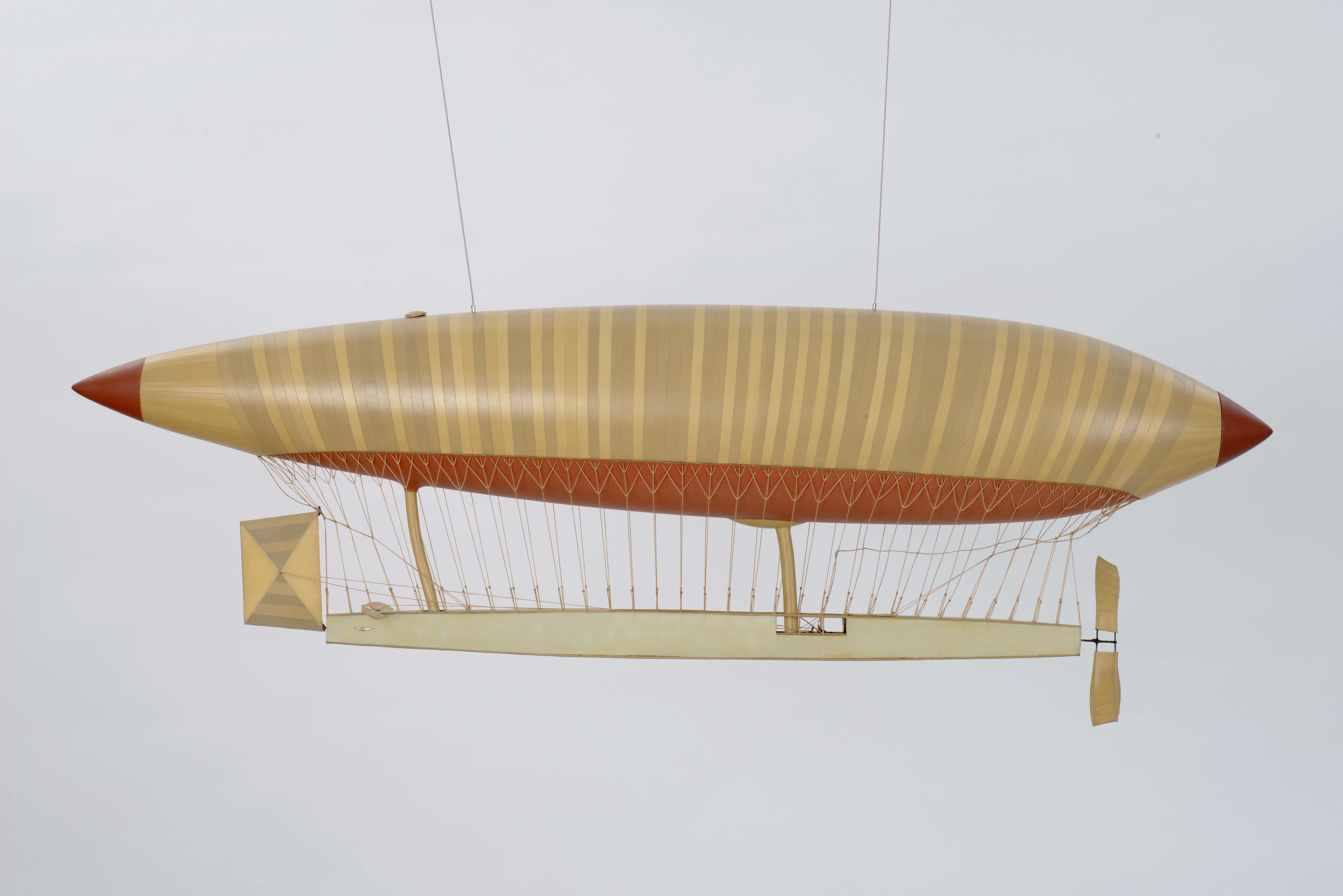 Modell: Luftschiff „La France“ (Zeppelin Museum Friedrichshafen GmbH CC BY-NC-SA)