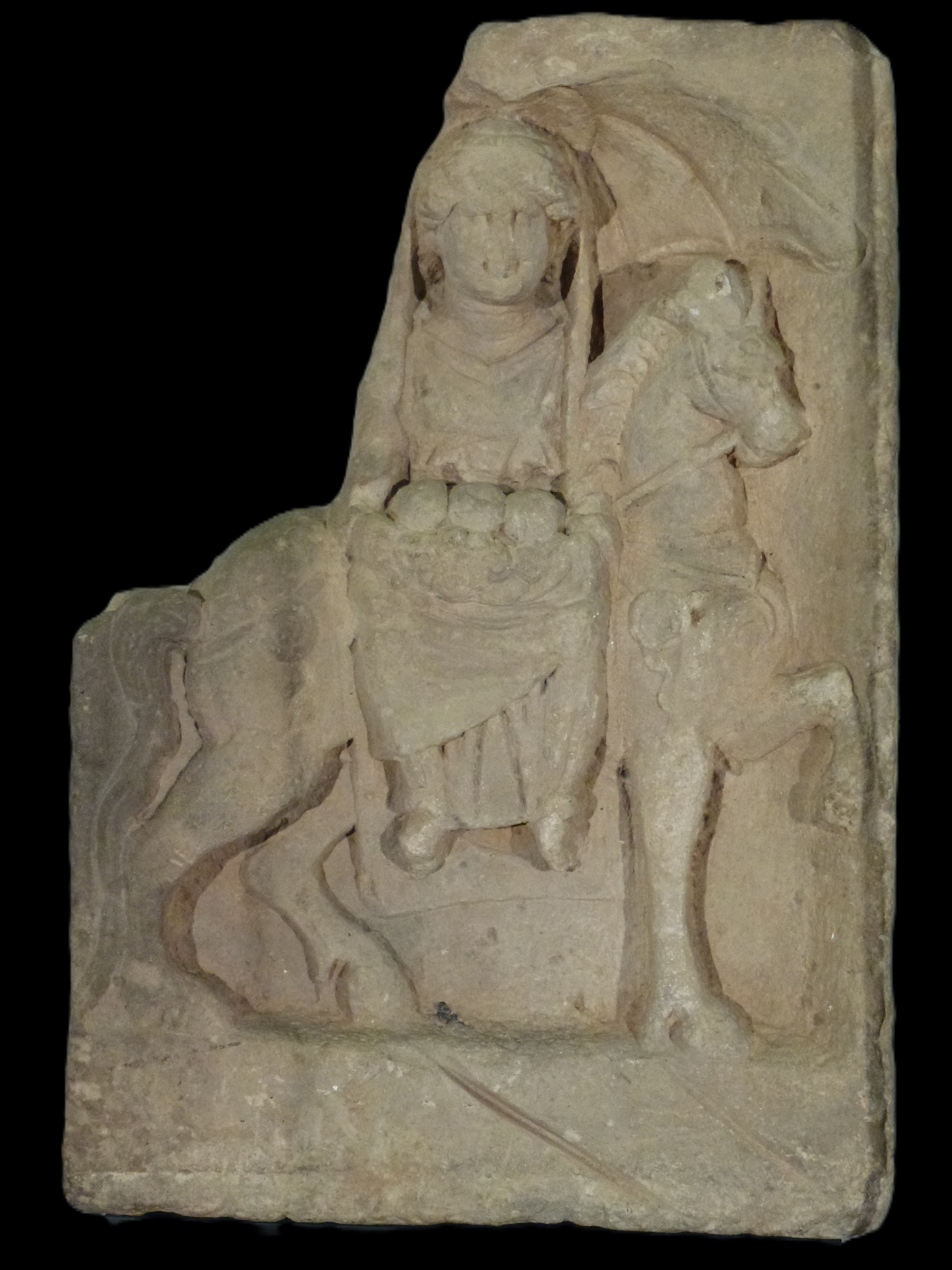 Reliefstele der Göttin Epona (Lobdengau-Museum Ladenburg CC BY-NC-SA)