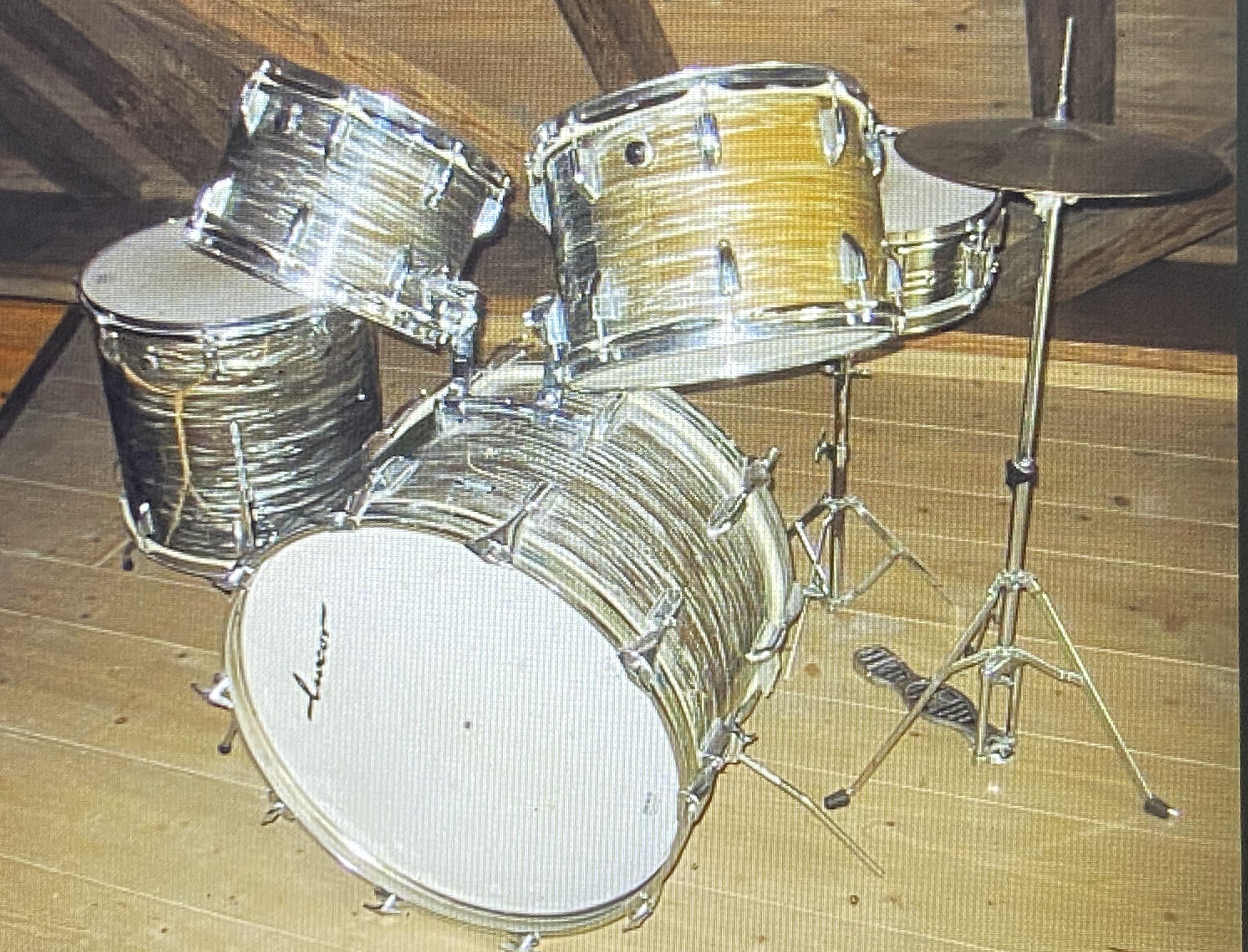 MIM_Schlagzeug (Geschichts- und Heimatverein Eglofs e.V. CC BY-NC-SA)