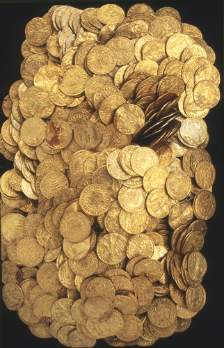Münzschatz (1004 Goldgulden) (Landesmuseum Württemberg, Stuttgart CC BY-SA)