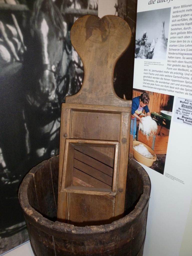Krauthobel mit herzförmiger Sitzausbuchtung (Stadtmuseum Leinfelden-Echterdingen CC BY-NC-SA)