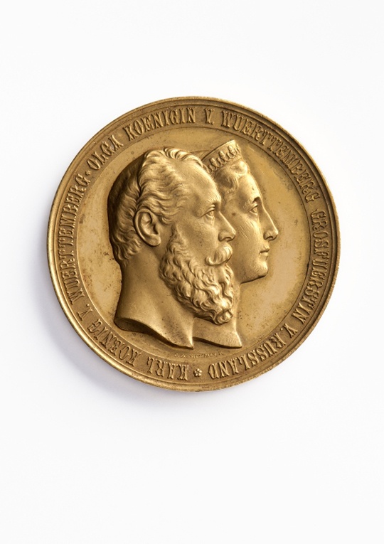 Medaille auf die Silberhochzeit von König Karl und Königin Olga von Württemberg (Landesmuseum Württemberg, Stuttgart CC BY-SA)