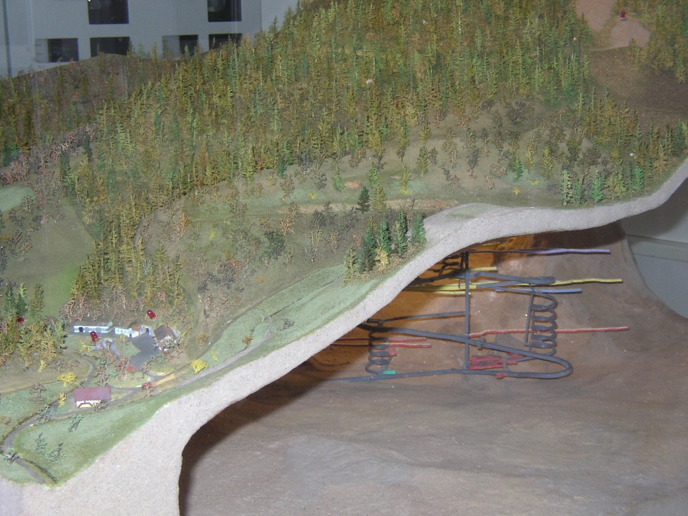 Modell des Bergbaubetriebes der Grube Clara in Oberwolfach (MiMa Museum für Mineralien und Mathematik CC BY-NC-SA)