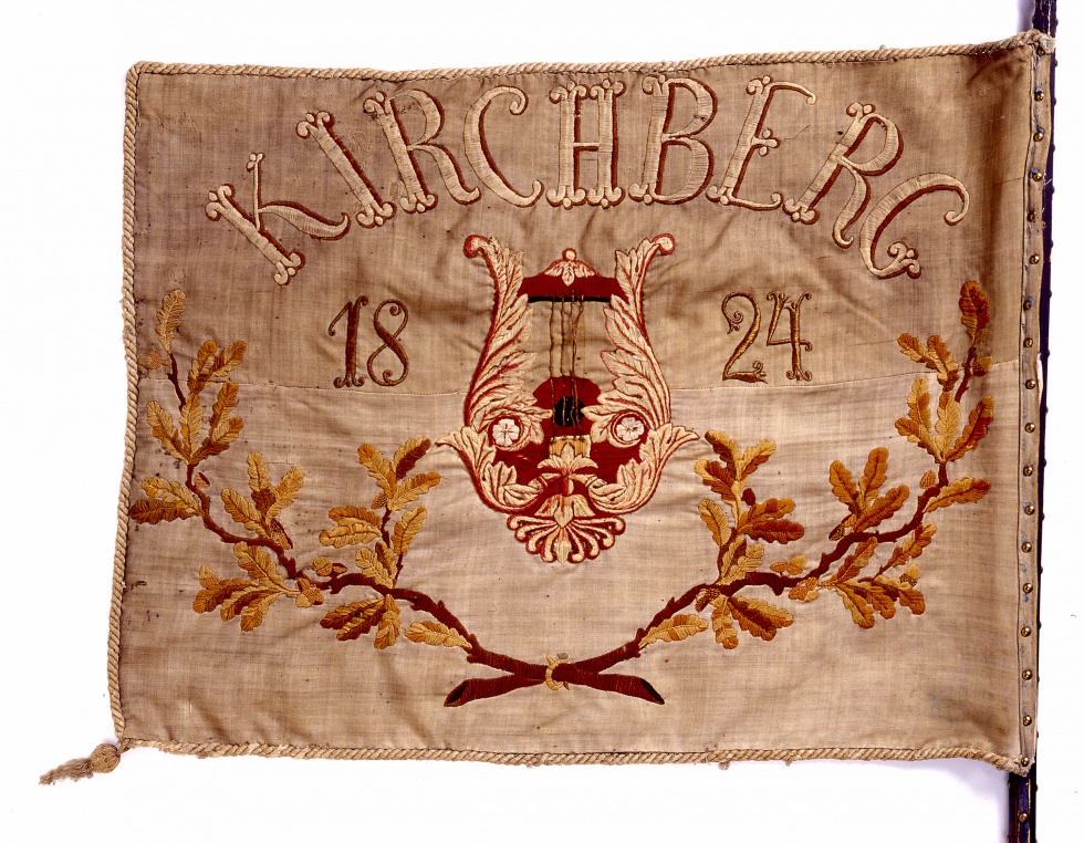 Vereinsfahne des Sängerbundes Liederkranz aus Kirchberg an der Jagst (Sandelsches Museum Kirchberg an der Jagst CC BY-NC-SA)