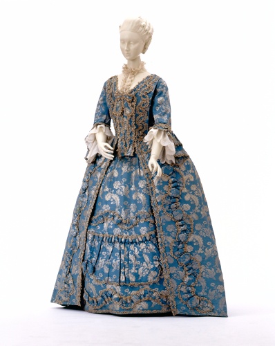 Damenkleid (Robe à la française) (Landesmuseum Württemberg, Stuttgart CC BY-SA)