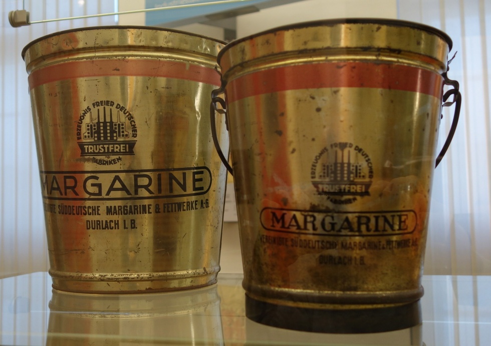 Margarineeimer der Süddeutschen Margarine und Fettwerke (Pfinzgaumuseum in der Karlsburg CC BY-NC-SA)