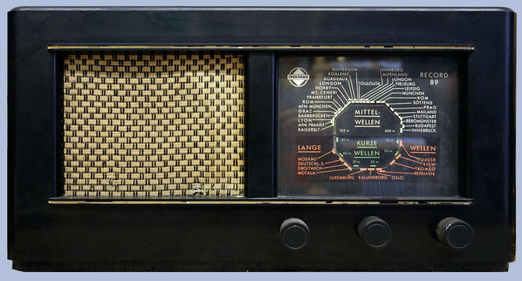 Volksradio Emud Radio Record 89 (Museum zur Siedlungsgeschichte im PAMINA-Raum CC BY-NC-SA)