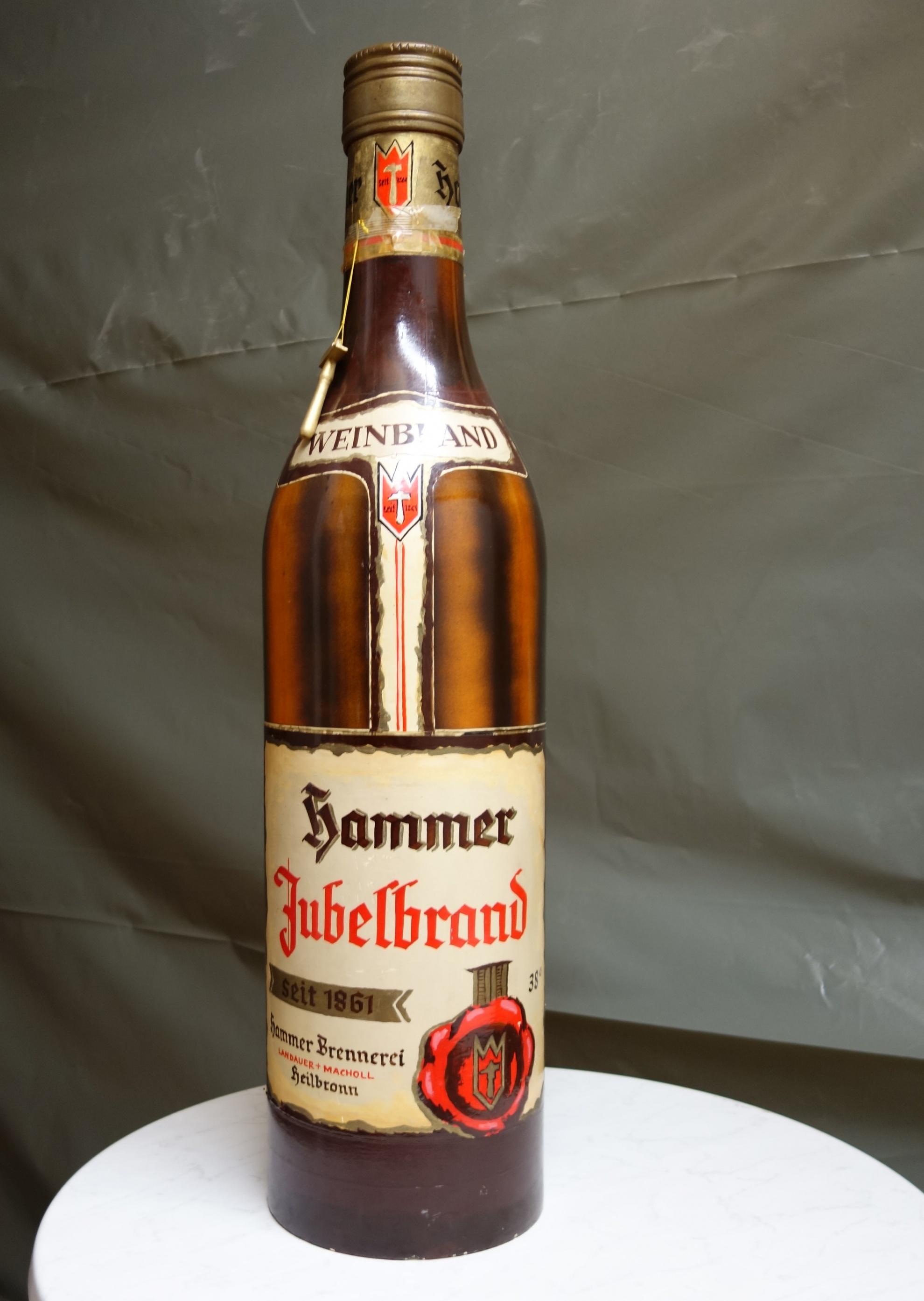 Dekorationsflasche Hammer Jubelbrand (Schwäbisches Schnapsmuseum Bönnigheim CC BY-NC-SA)