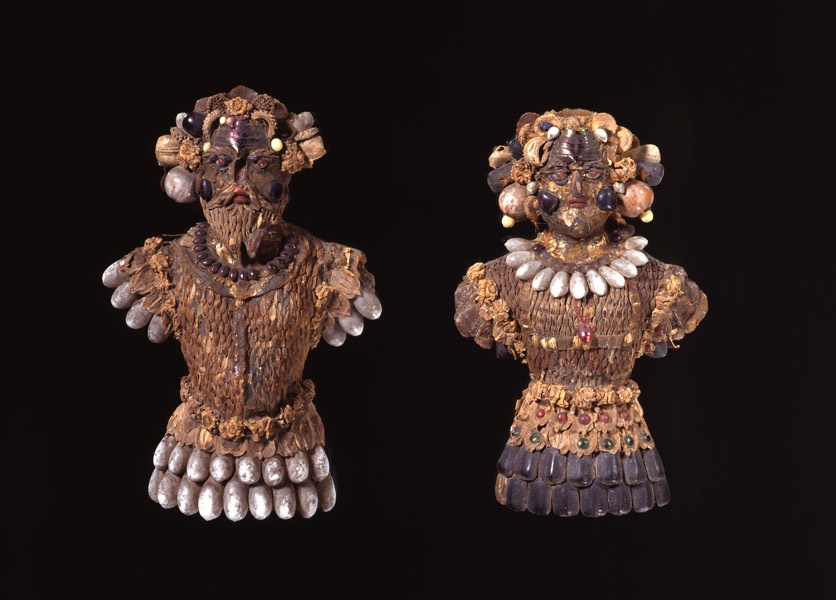 Brustbilder eines Mannes und einer Frau, so genannte "Samenfiguren" (Ulmer Museum CC BY-NC)