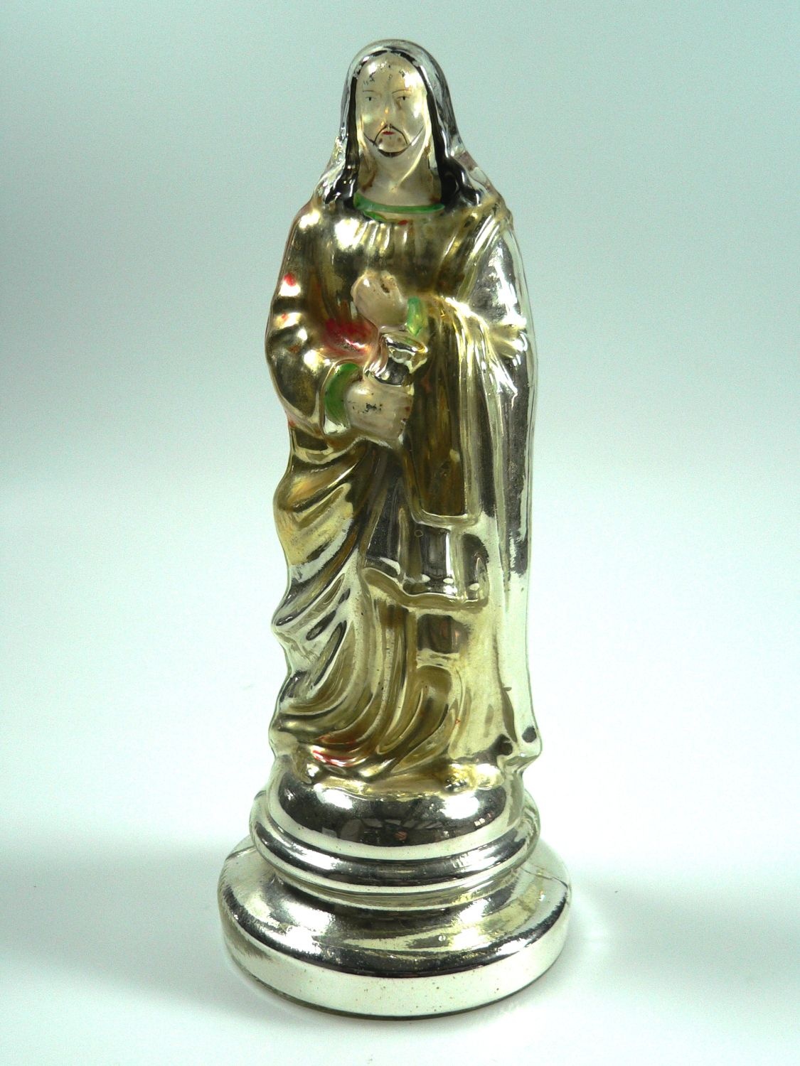 Christusfigur aus Silberglas (Glasmuseum Wertheim CC BY-NC-SA)