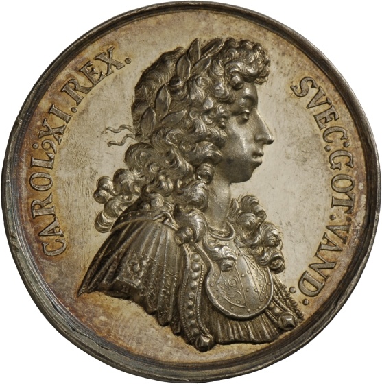 Medaille von Johann Georg Breuer auf König Karl XI. von Schweden und den Sieg bei Lund, 1676 (Landesmuseum Württemberg, Stuttgart CC BY-SA)