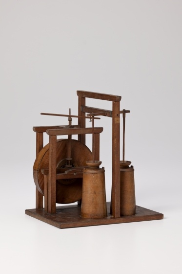 Modell einer Butterstampfmaschine, Ende 18. Jh. (Landesmuseum Württemberg, Stuttgart CC BY-SA)