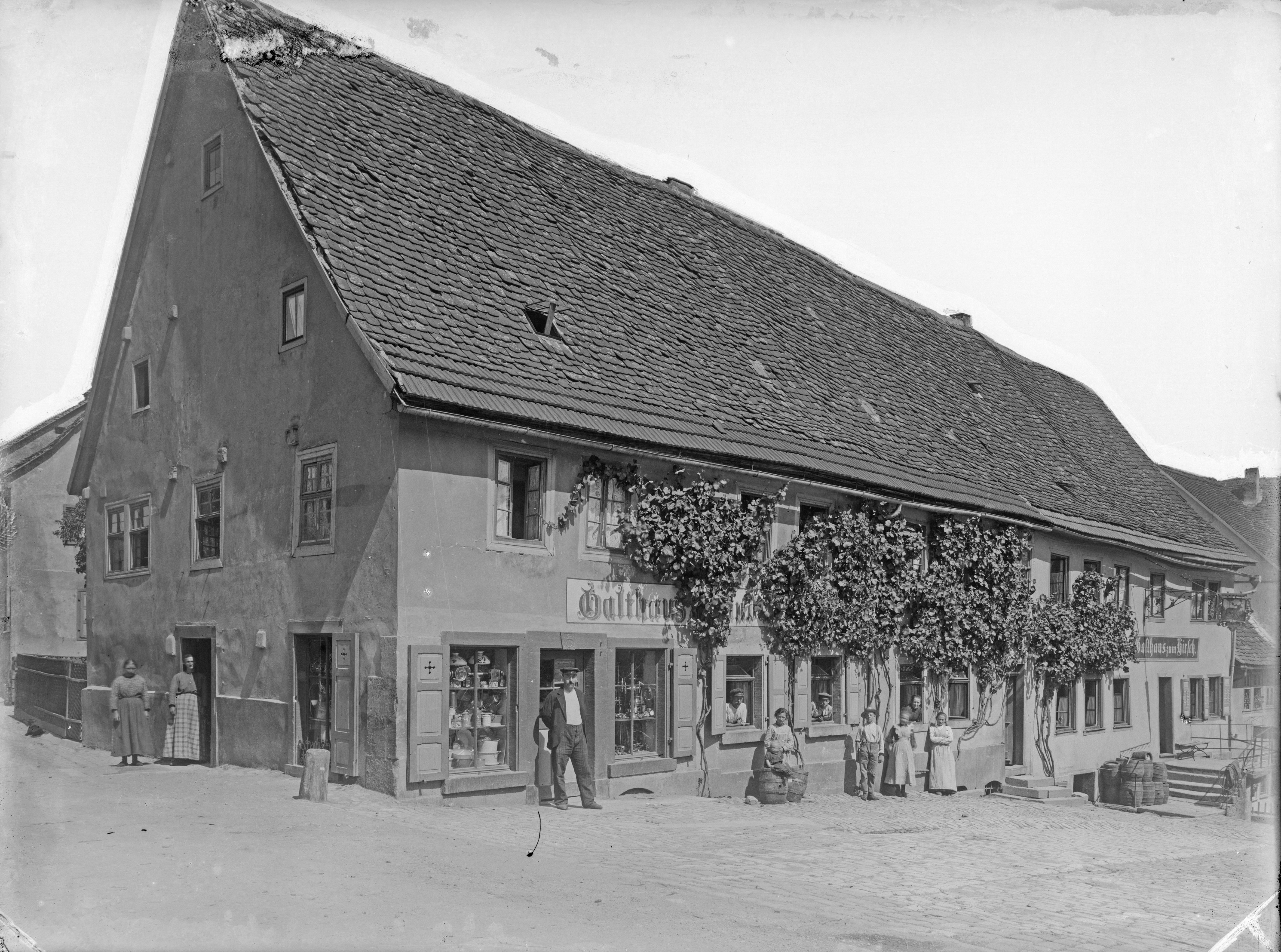 Walldürn, Am Plan, Cafe Linde (Bezirksmuseum Buchen CC BY-NC-SA)