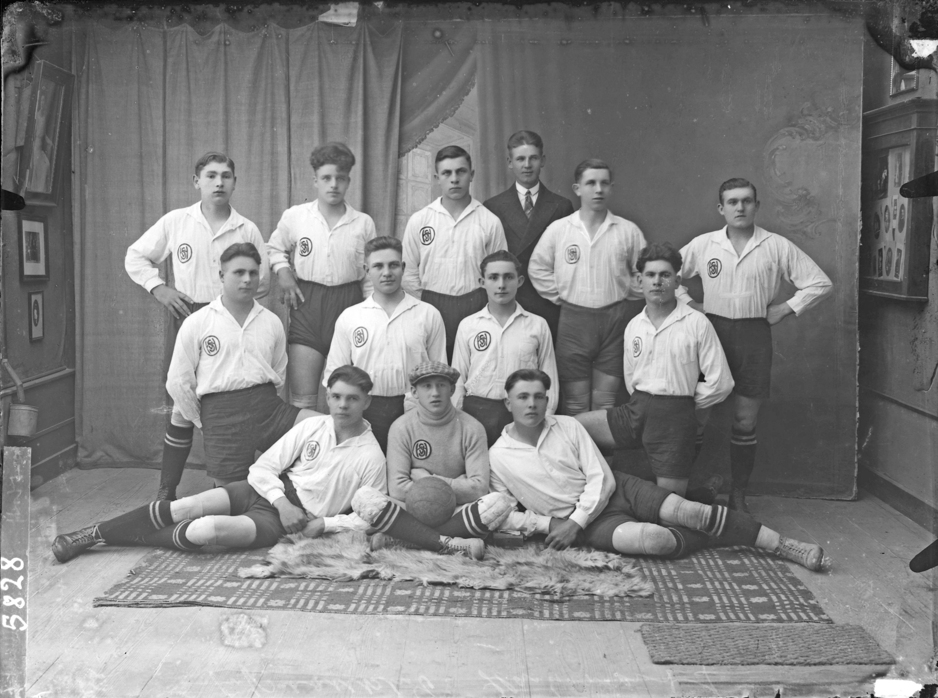 Buchen OT Hainstadt, Fußballverein (Bezirksmuseum Buchen CC BY-NC-SA)