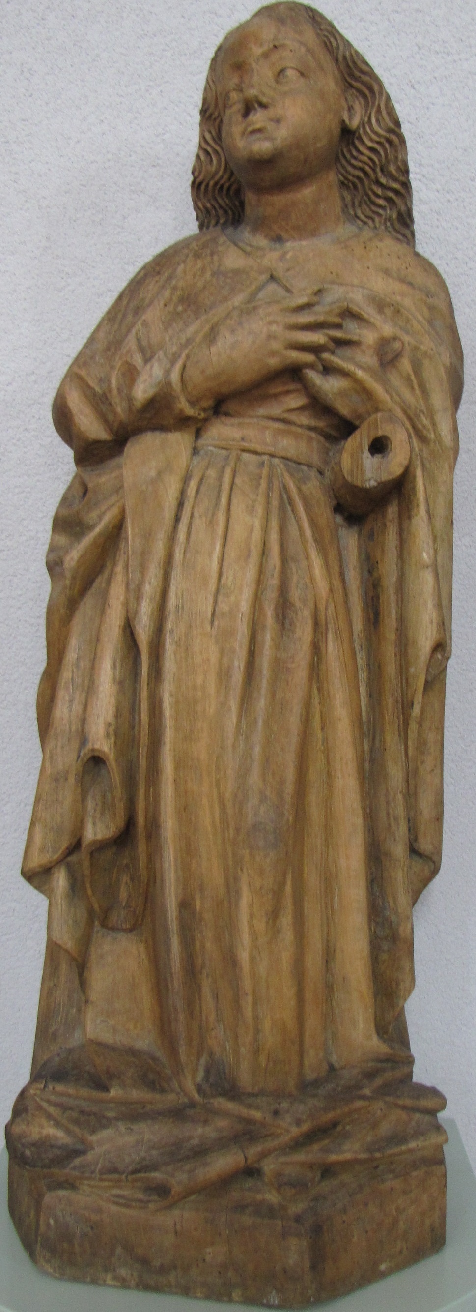 Skulptur: Hl. Johannes Evangelist (Dominikanermuseum Rottweil CC BY-NC-SA)