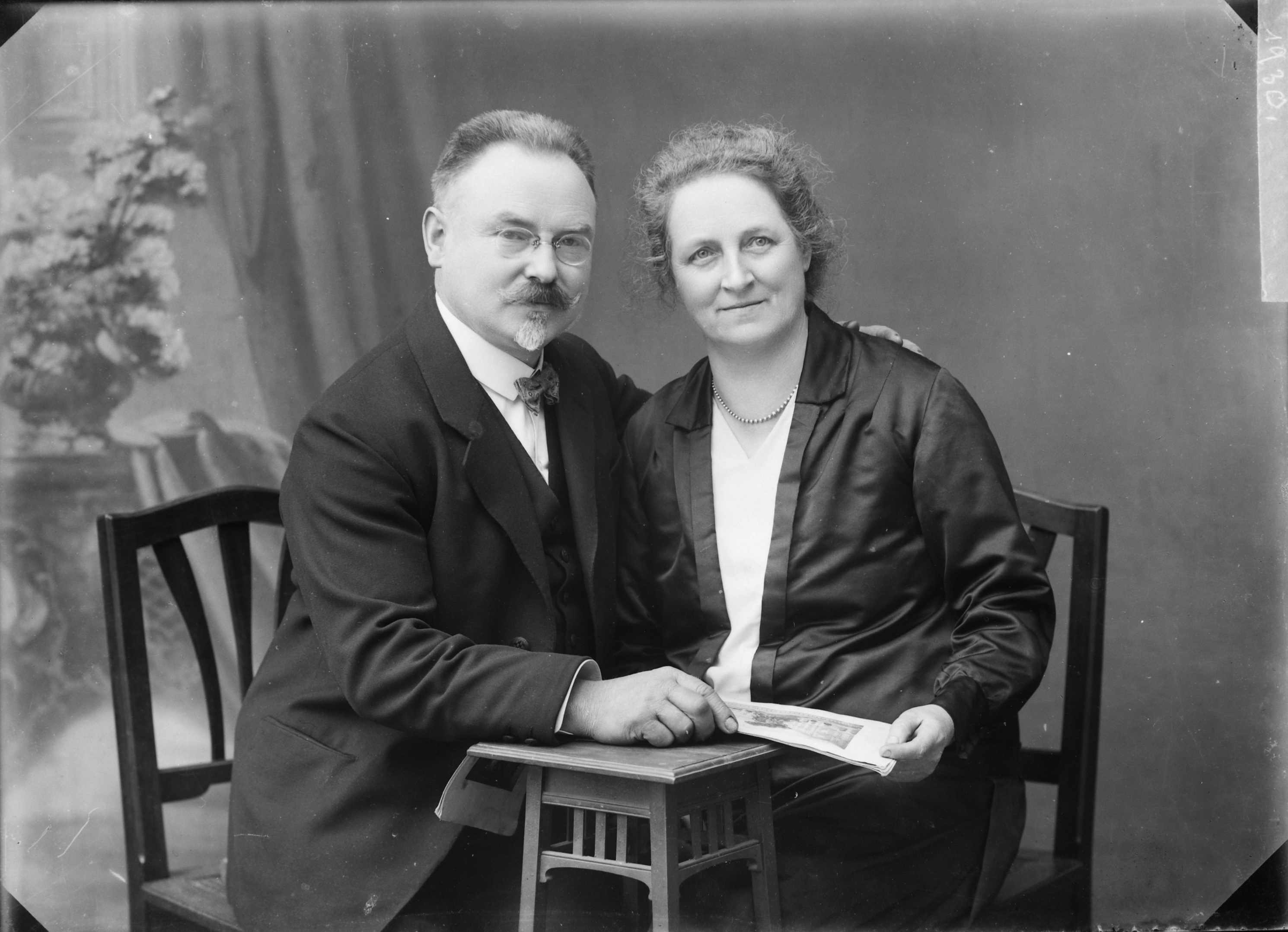 Porträt der Eheleute Weiß (1 von 2) (Bezirksmuseum Buchen CC BY-NC-SA)