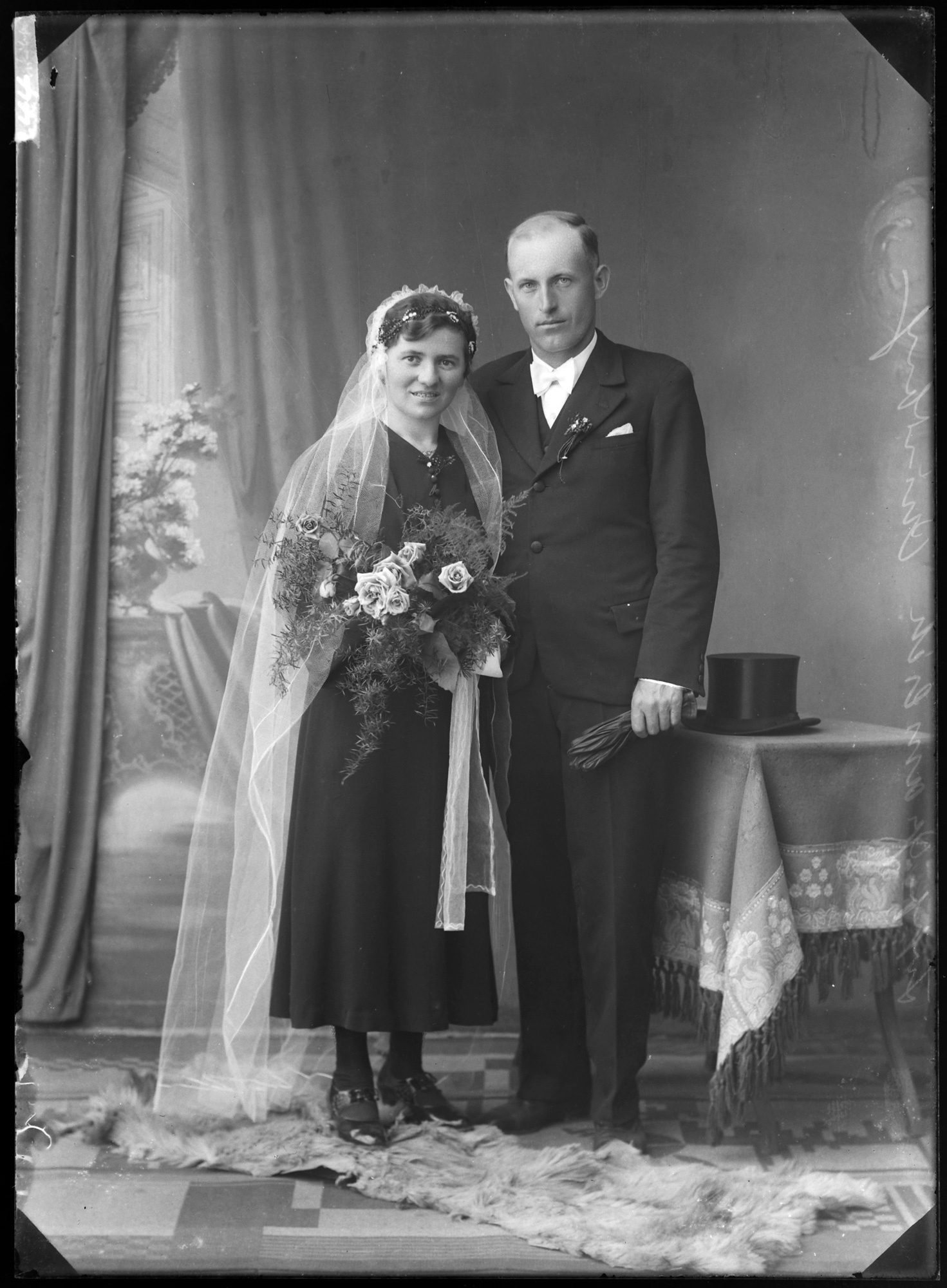 Brautpaar Gramlich (Bezirksmuseum Buchen CC BY-NC-SA)