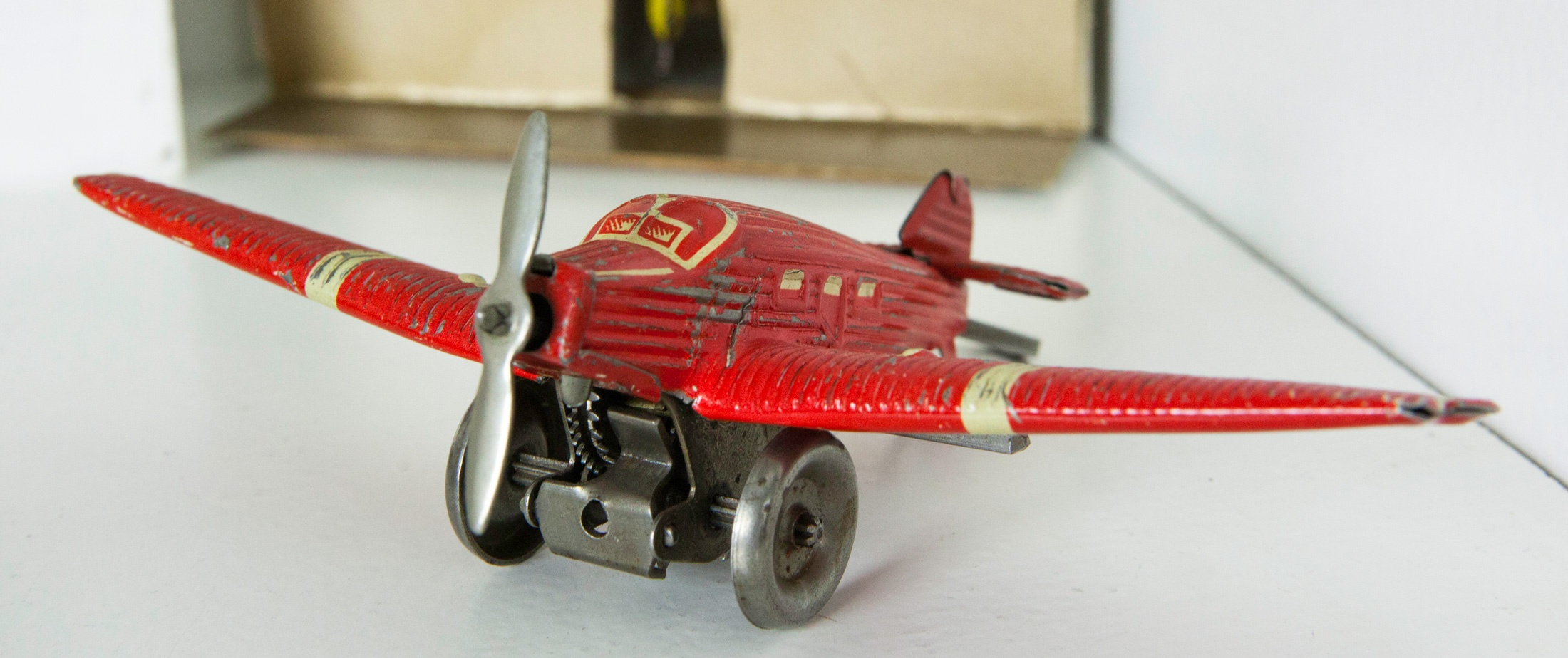 Technofix Flieger (Das Kleine Museum - Spielzeug aus zwei Jahrhunderten CC BY)