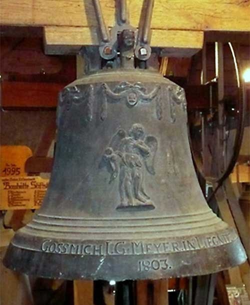 Schulglocke (Glockenmuseum Stiftskirche Herrenberg CC BY-NC-SA)
