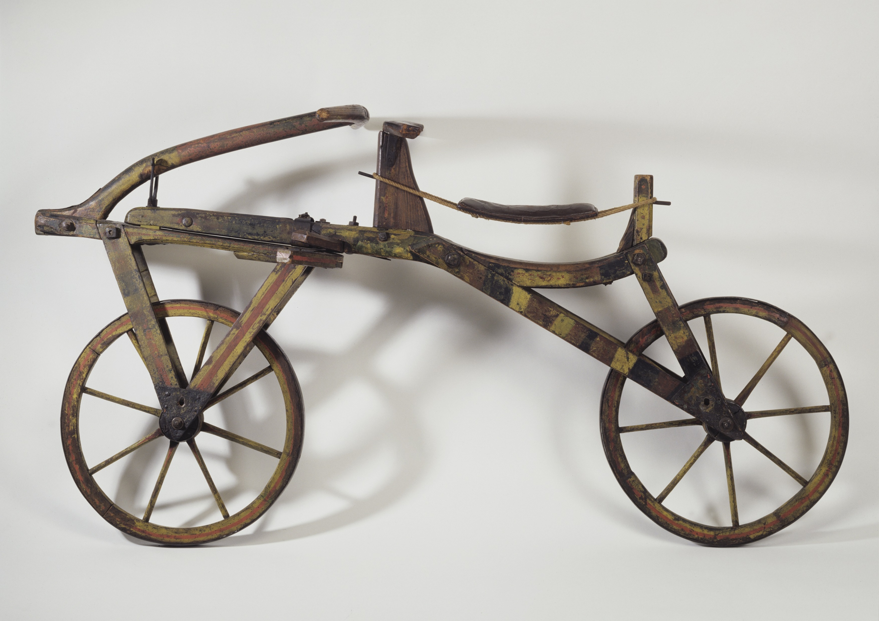 Laufmaschine aus dem Nachlass des Freiherrn von Drais (Badisches Landesmuseum CC BY-ND)