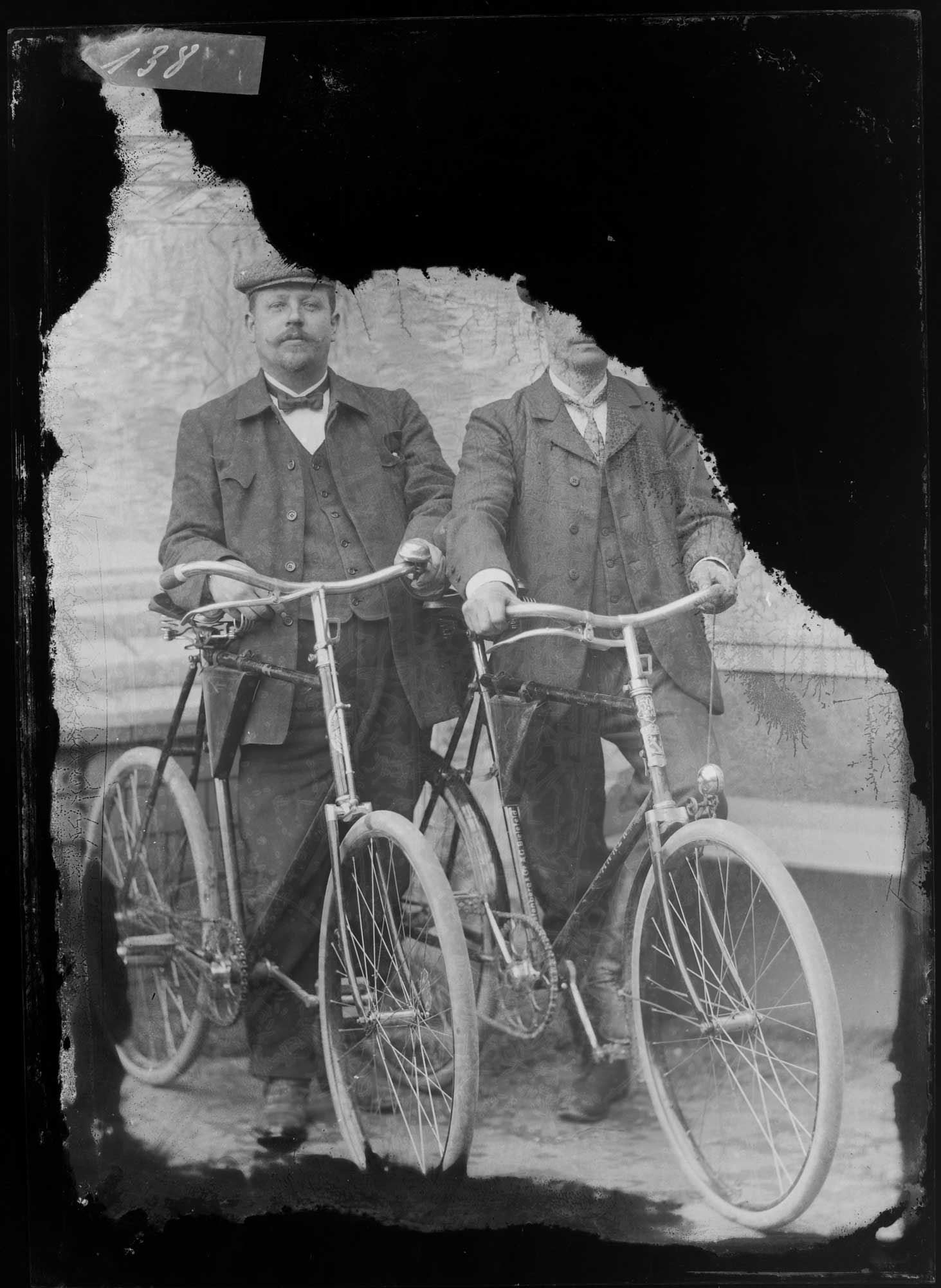 Zwei Radfahrer (Bezirksmuseum Buchen CC BY-NC-SA)