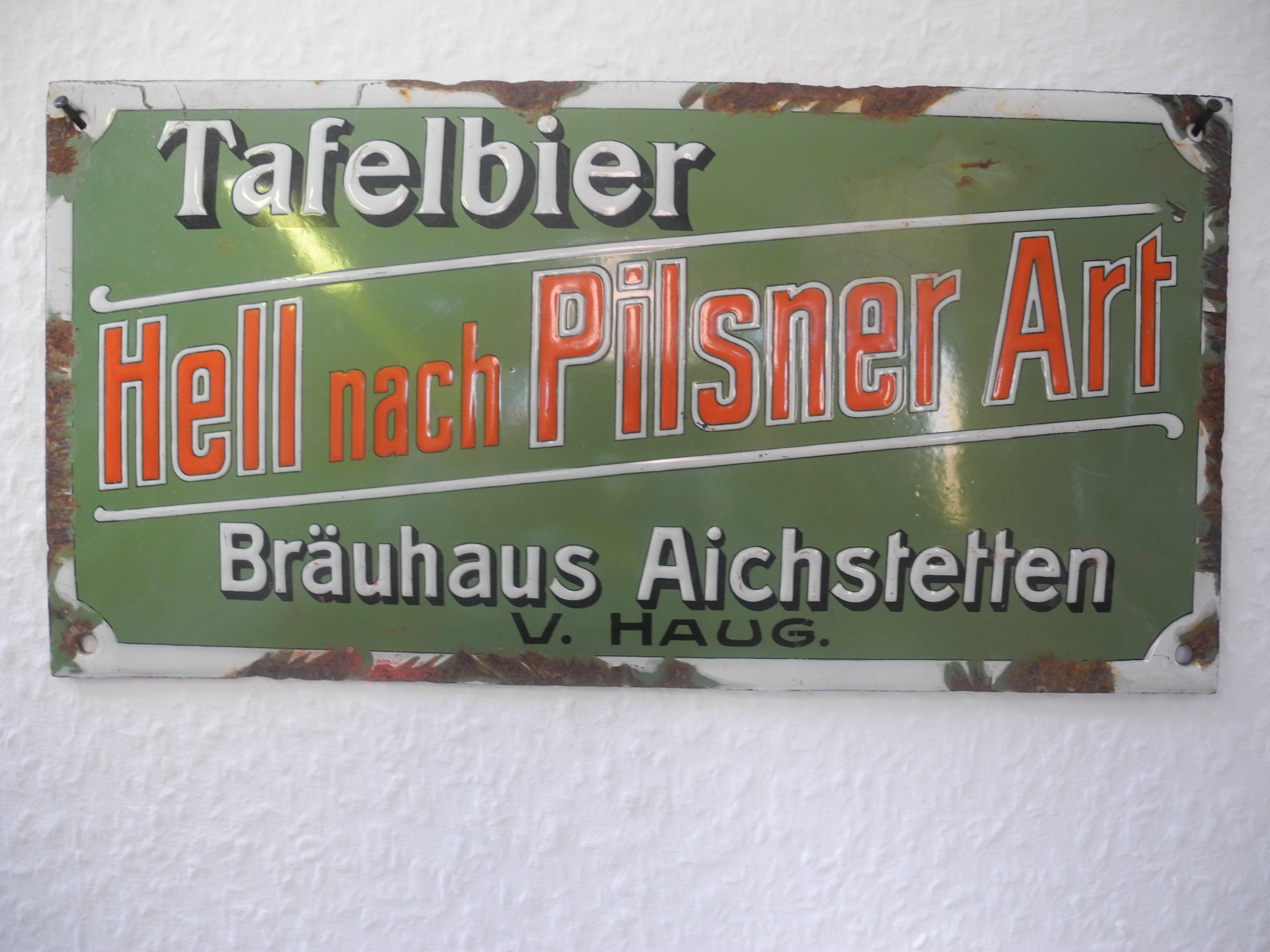 Werbeschild für Bier (Heimatmuseum Aichstetten CC BY-NC-SA)
