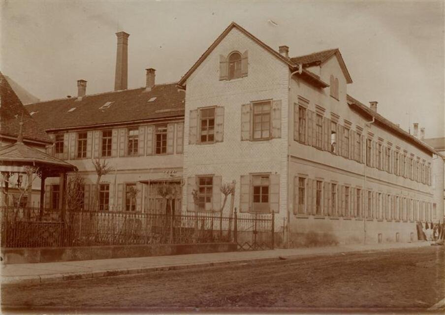 Schwäbisch Gmünd: Fabrikgbäude der Firma Wilhelm Binder in der Asylstraße (Museum und Galerie im Prediger CC BY-NC-SA)