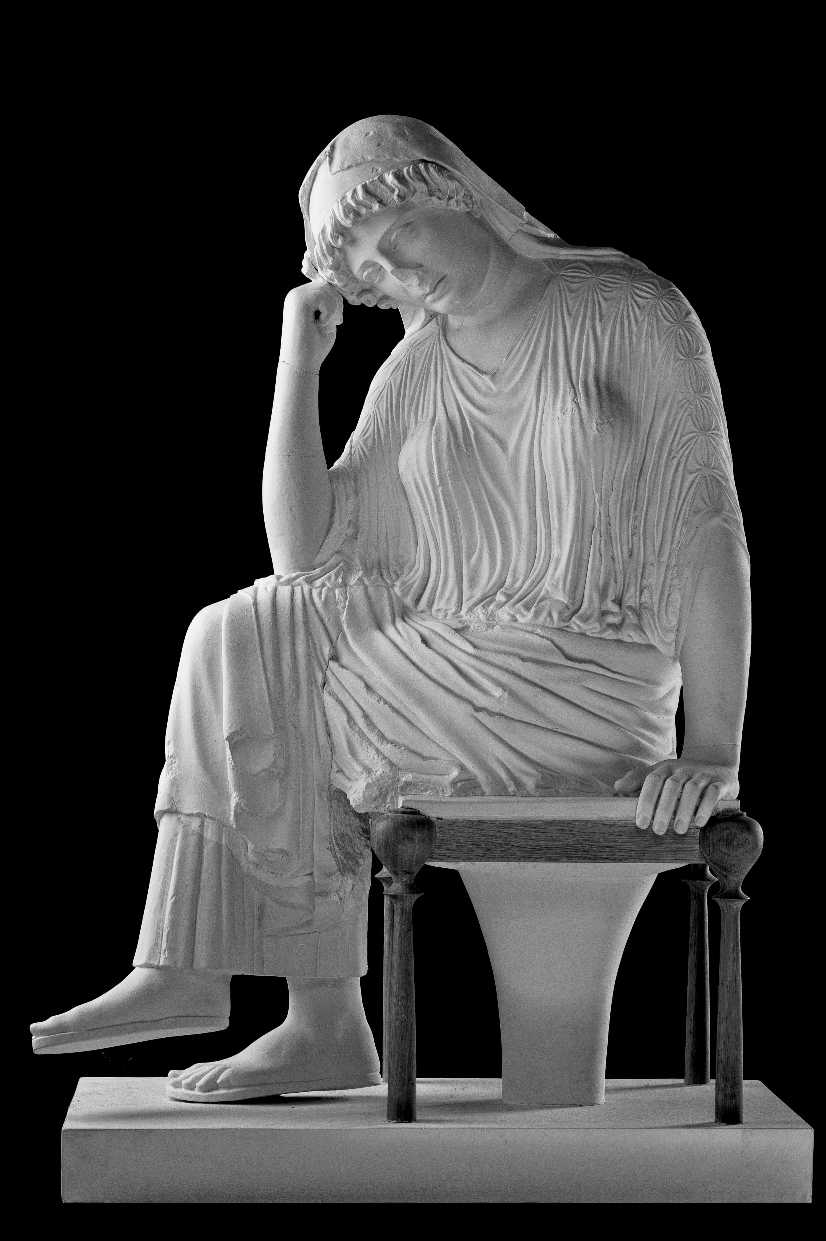Statue der „Trauernden Penelope“ (Museum Alte Kulturen | Schloss Hohentübingen CC BY-NC-SA)