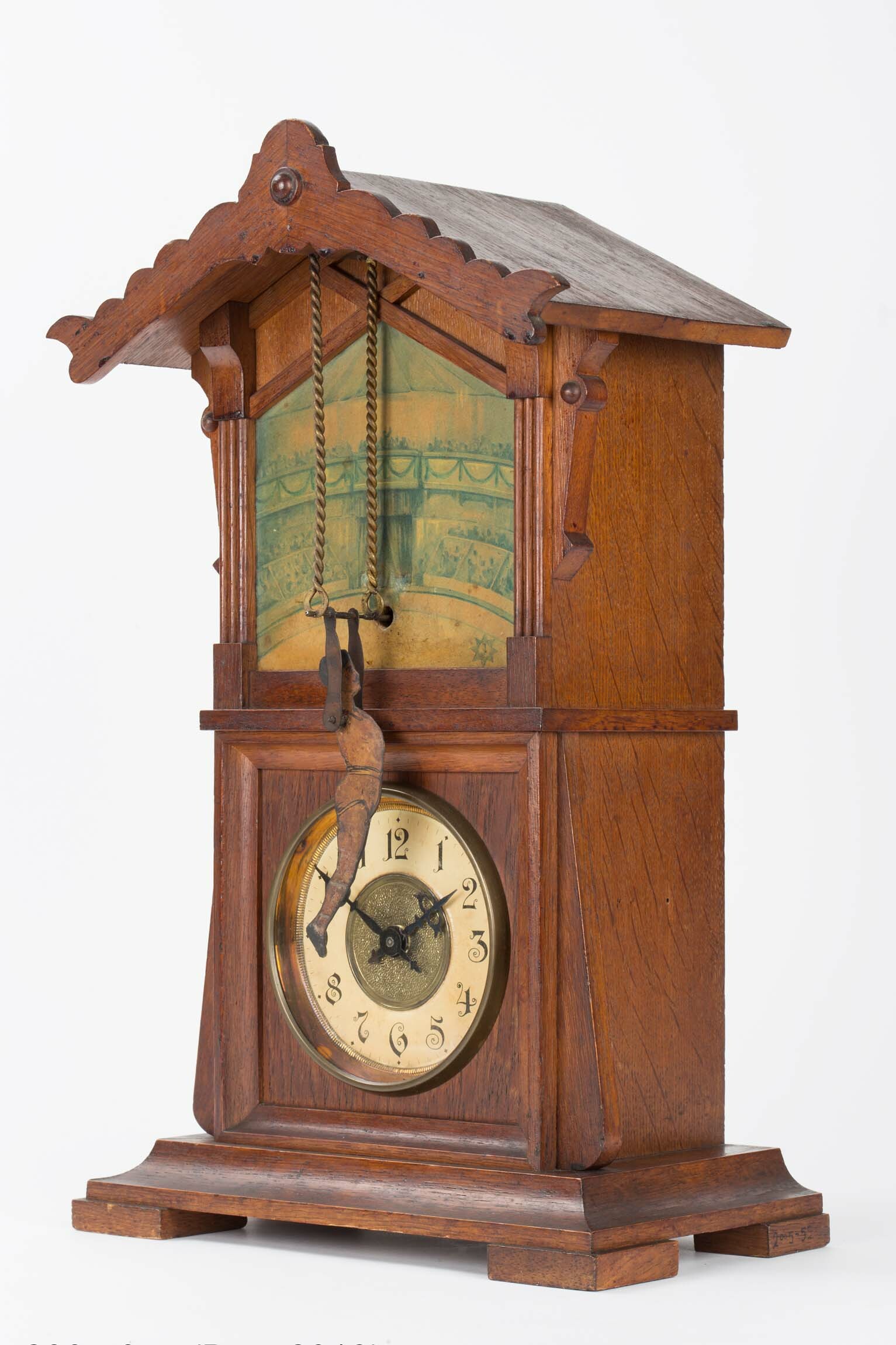 Tischuhr mit Turner, Junghans, Schramberg, um 1900 (Deutsches Uhrenmuseum CC BY-SA)
