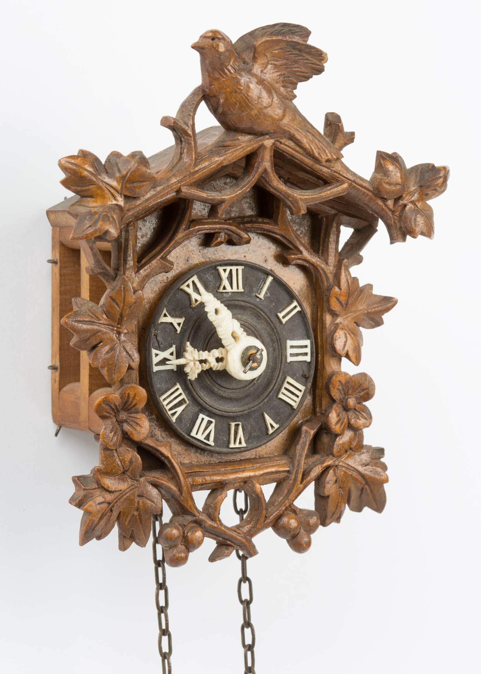 Bahnhäusleuhr, Schwarzwald, letztes Drittel 19. Jahrhundert (Deutsches Uhrenmuseum CC BY-SA)