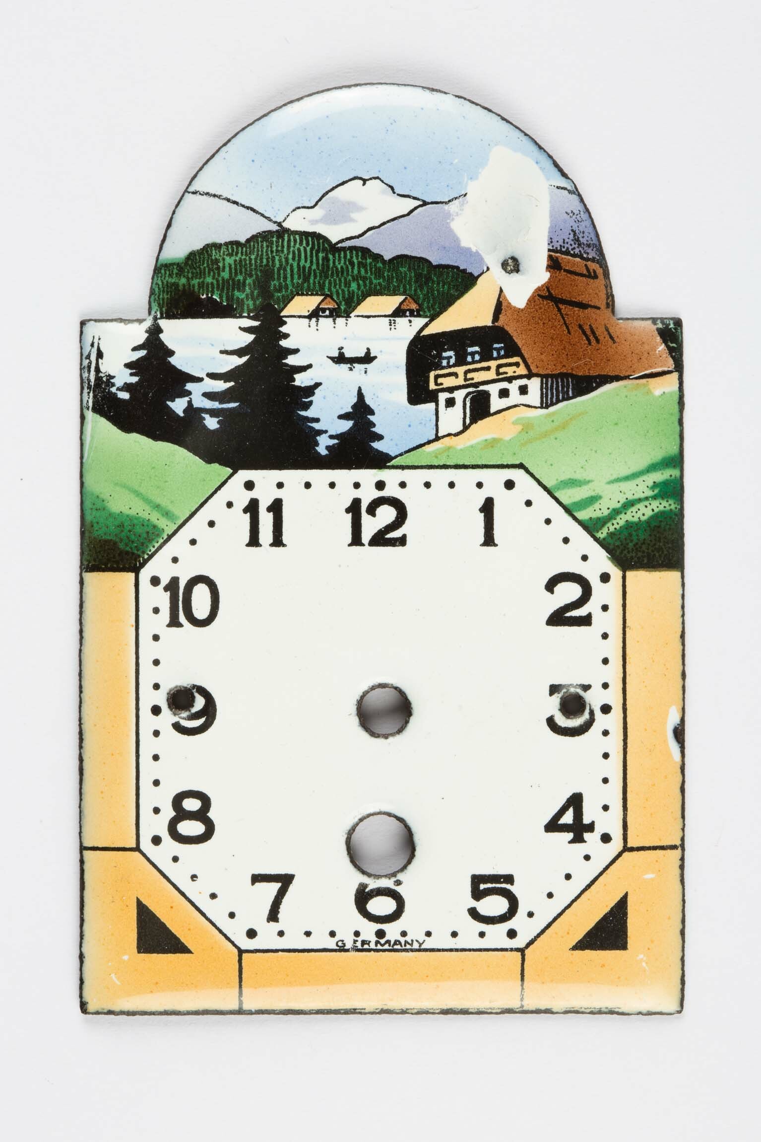 Zifferblätter für Schwarzwalduhren, um 1930 (Deutsches Uhrenmuseum CC BY-SA)