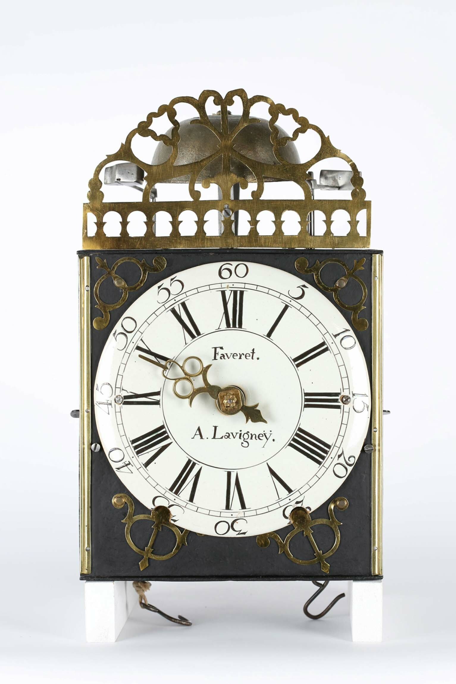 Comtoiseuhr, Faveret, Lavigney (Haute-Saône), um 1740 (Deutsches Uhrenmuseum CC BY-SA)