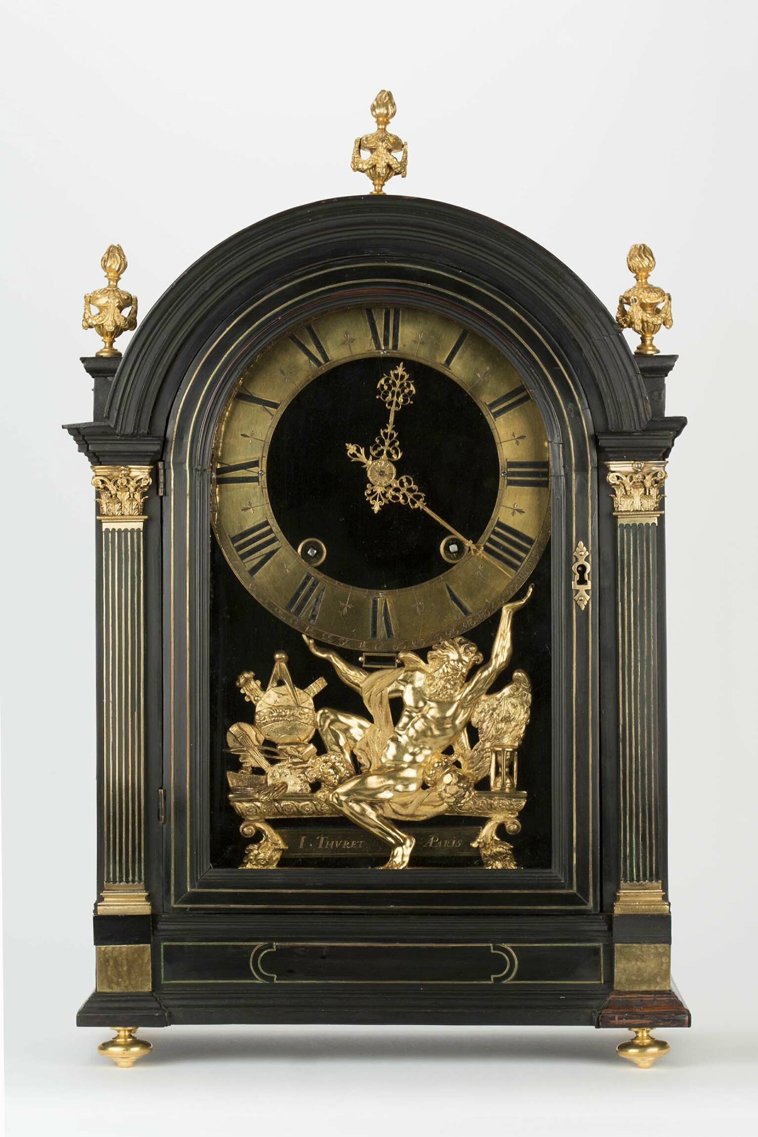 Tischuhr, Réligieuse, Isaac Thuret, Paris, um 1690 (Deutsches Uhrenmuseum CC BY-SA)
