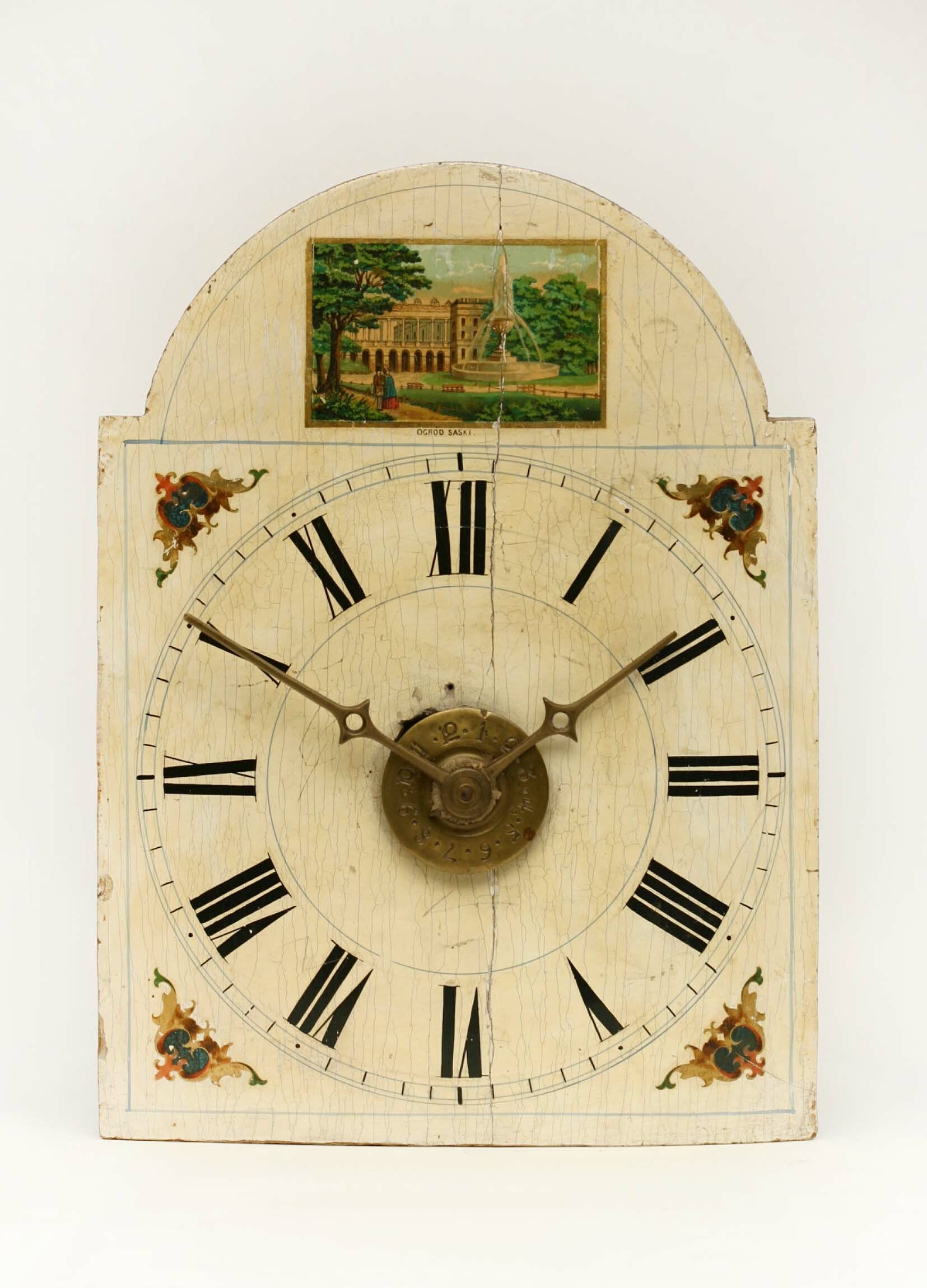 Lackschilduhr, Schwarzwald, um 1870 (Deutsches Uhrenmuseum CC BY-SA)