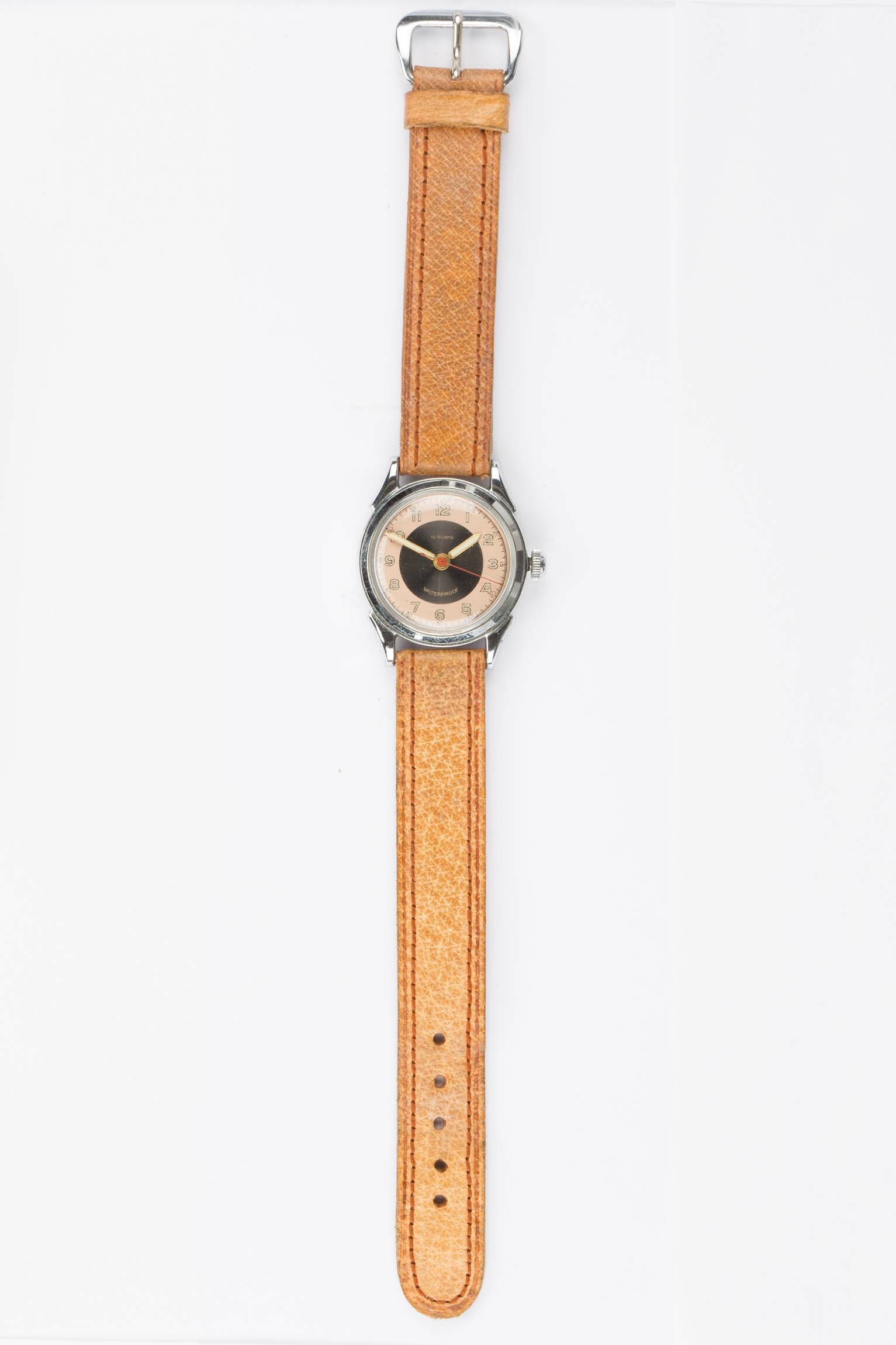 Armbanduhr "Waterproof", Schweiz, Pforzheim, um 1940 (Deutsches Uhrenmuseum CC BY-SA)