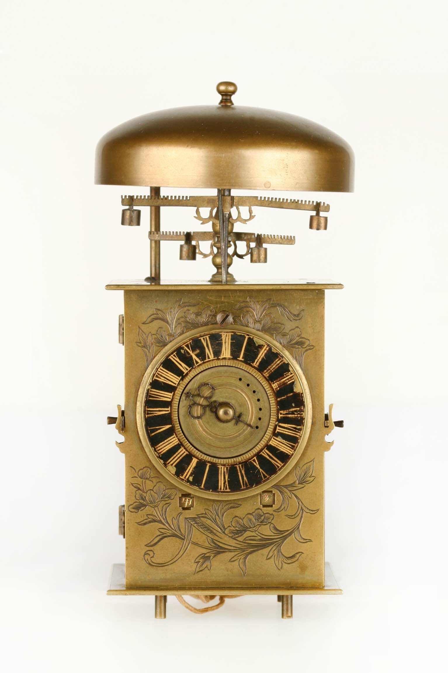 Wanduhr (Kake Tokei), Japan, 19. Jahrhundert (Deutsches Uhrenmuseum CC BY-SA)