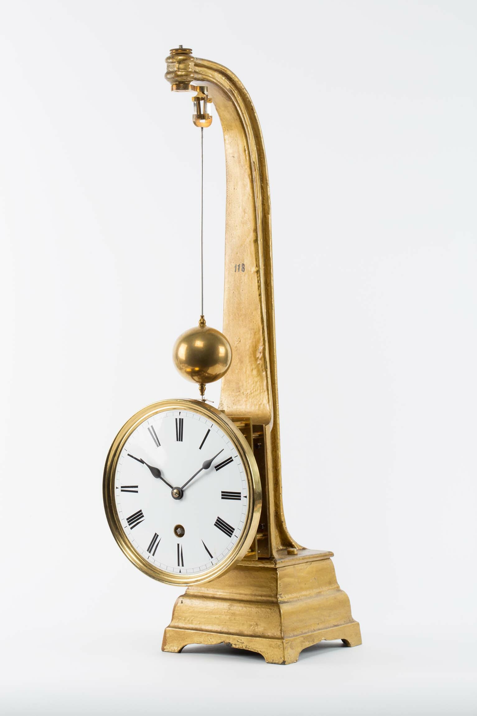 Kegelpendeluhr, Uhrmacherschule Furtwagen, 1890 (Deutsches Uhrenmuseum CC BY-SA)
