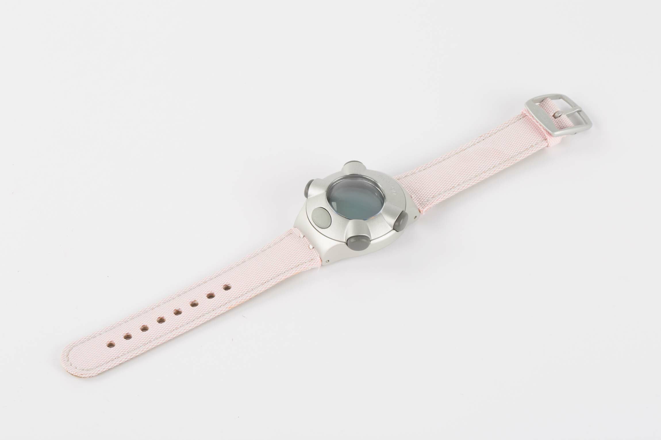 Armbanduhr, Swatch, Grenchen (CH), 2000. (Deutsches Uhrenmuseum CC BY-SA)