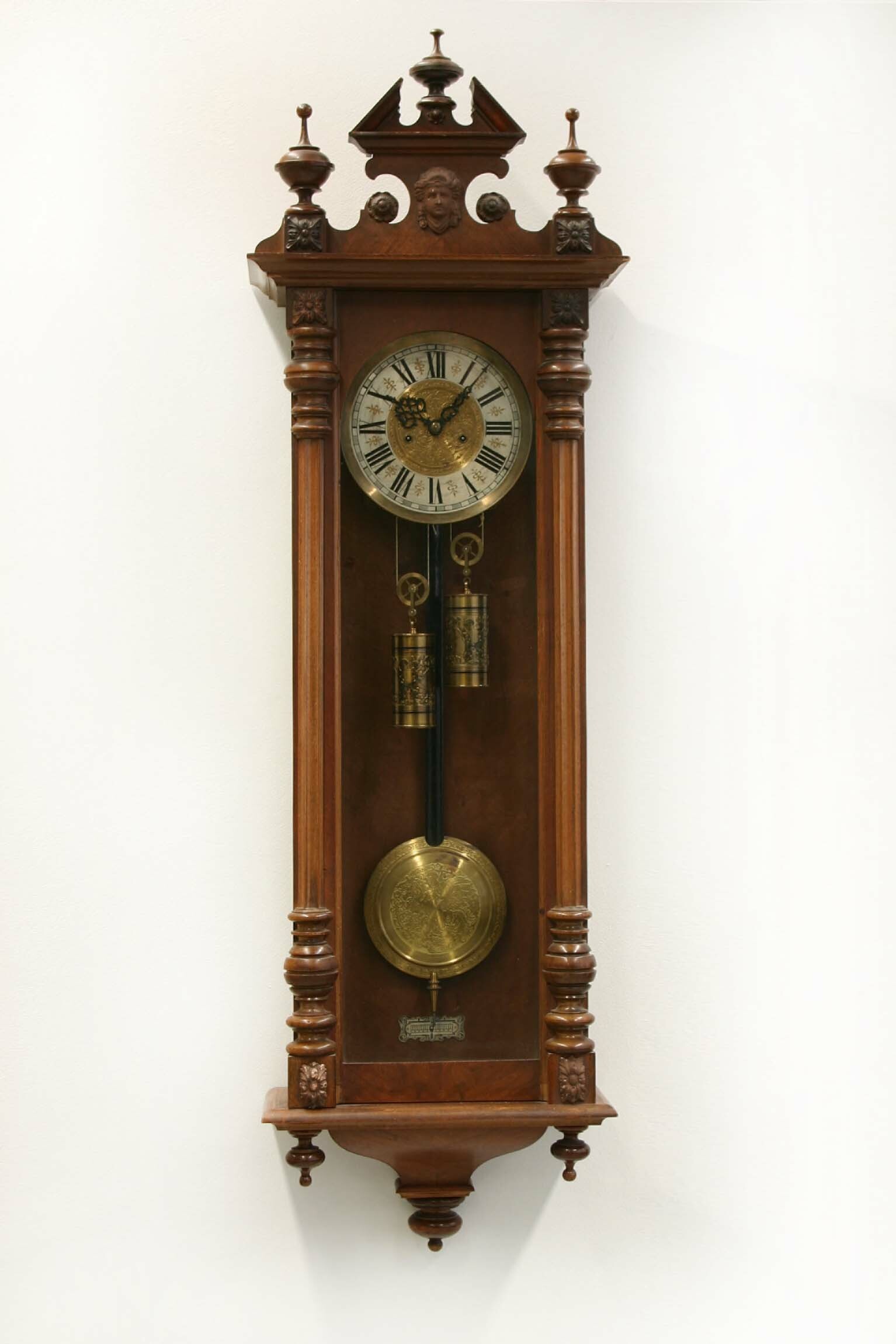 Regulator, Emil Renner, Furtwangen, 1897 (Deutsches Uhrenmuseum CC BY-SA)