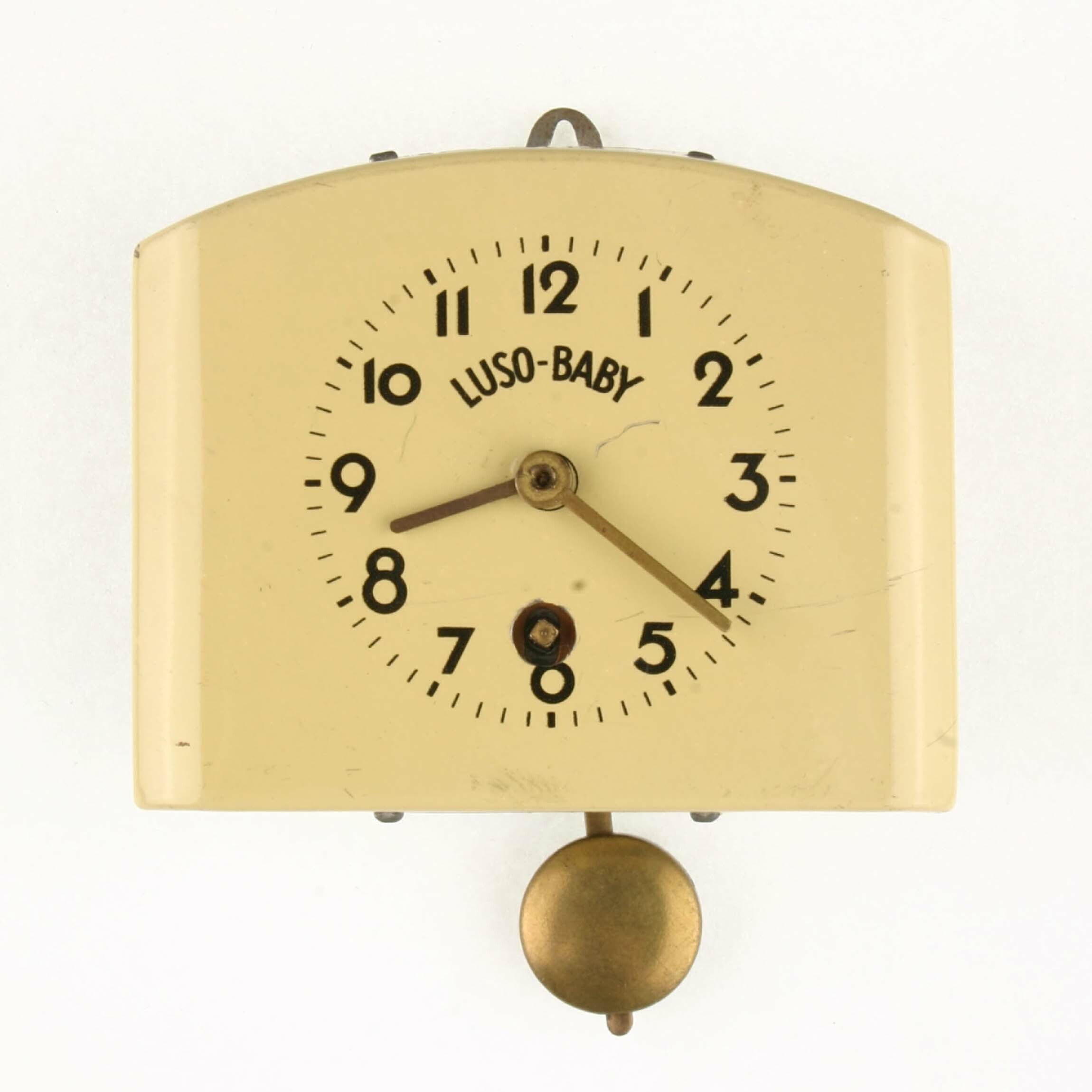 Uhr für Puppenstuben, "Luso-Baby", US-Zone, Deutschland, 1945-1949 (Deutsches Uhrenmuseum CC BY-SA)