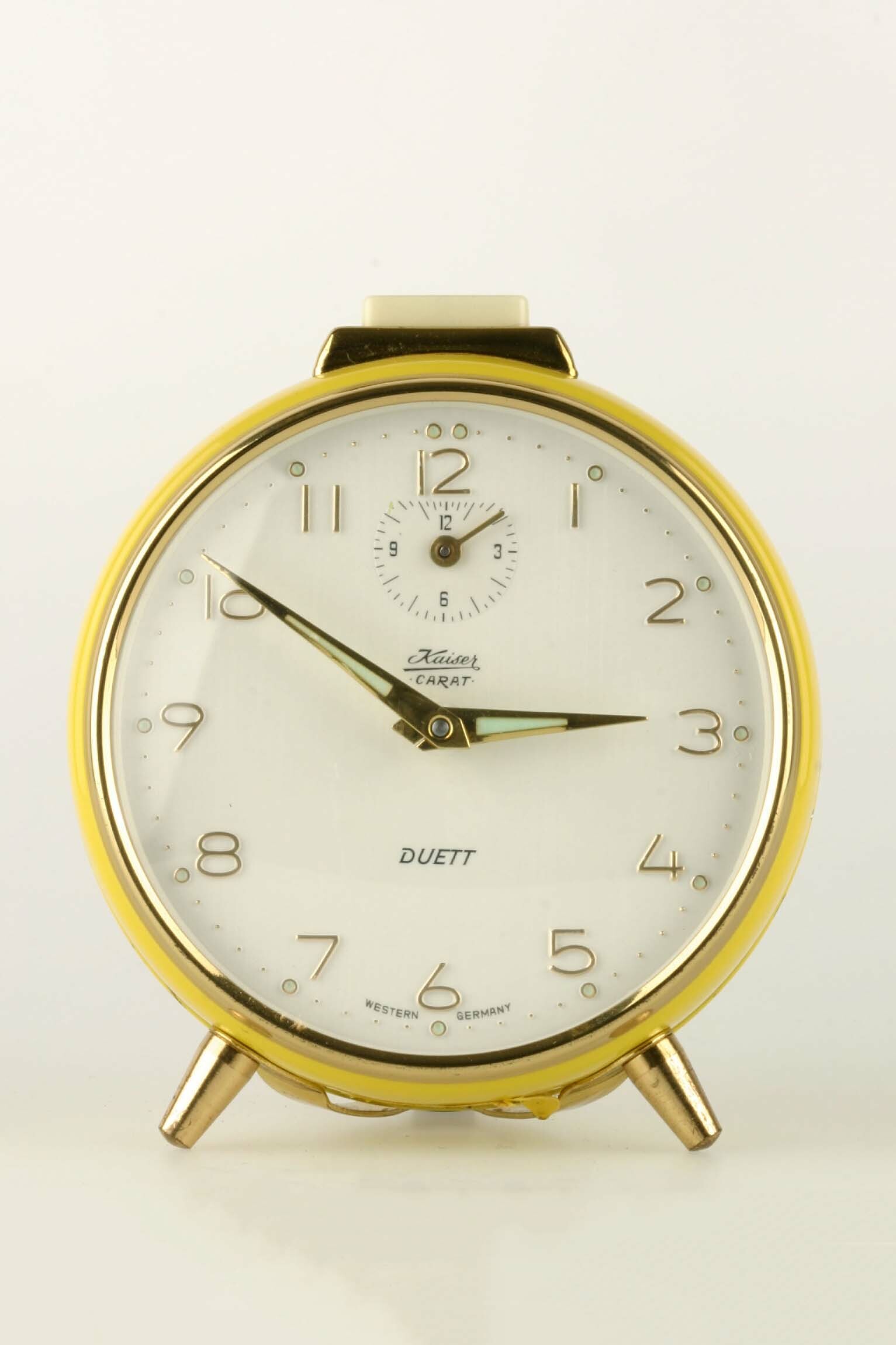 Rückwandglockenwecker, Kaiser, Villingen, 1950er Jahre (Deutsches Uhrenmuseum CC BY-SA)