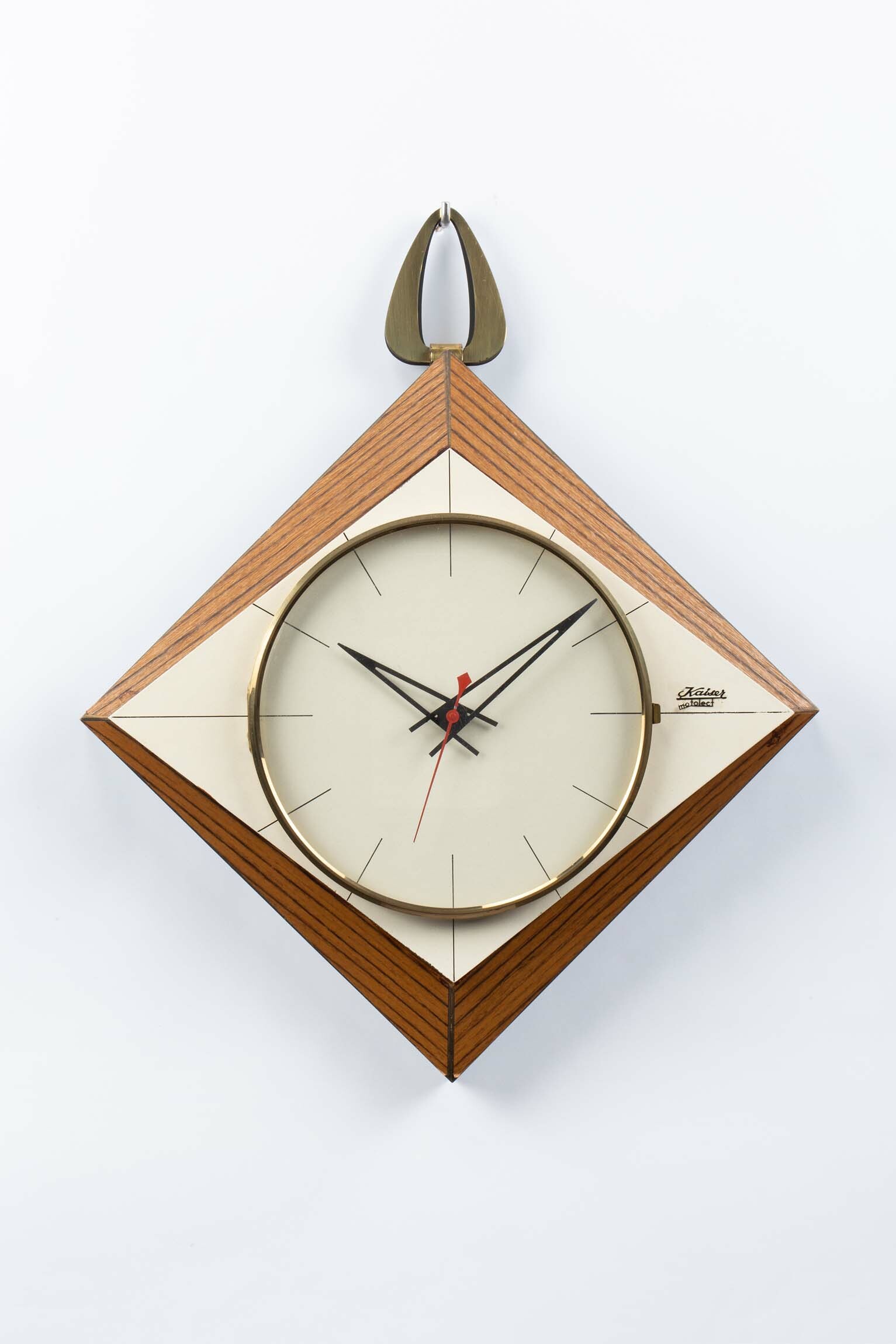 Wanduhr, Kaiser, Villingen, um 1960 (Deutsches Uhrenmuseum CC BY-SA)
