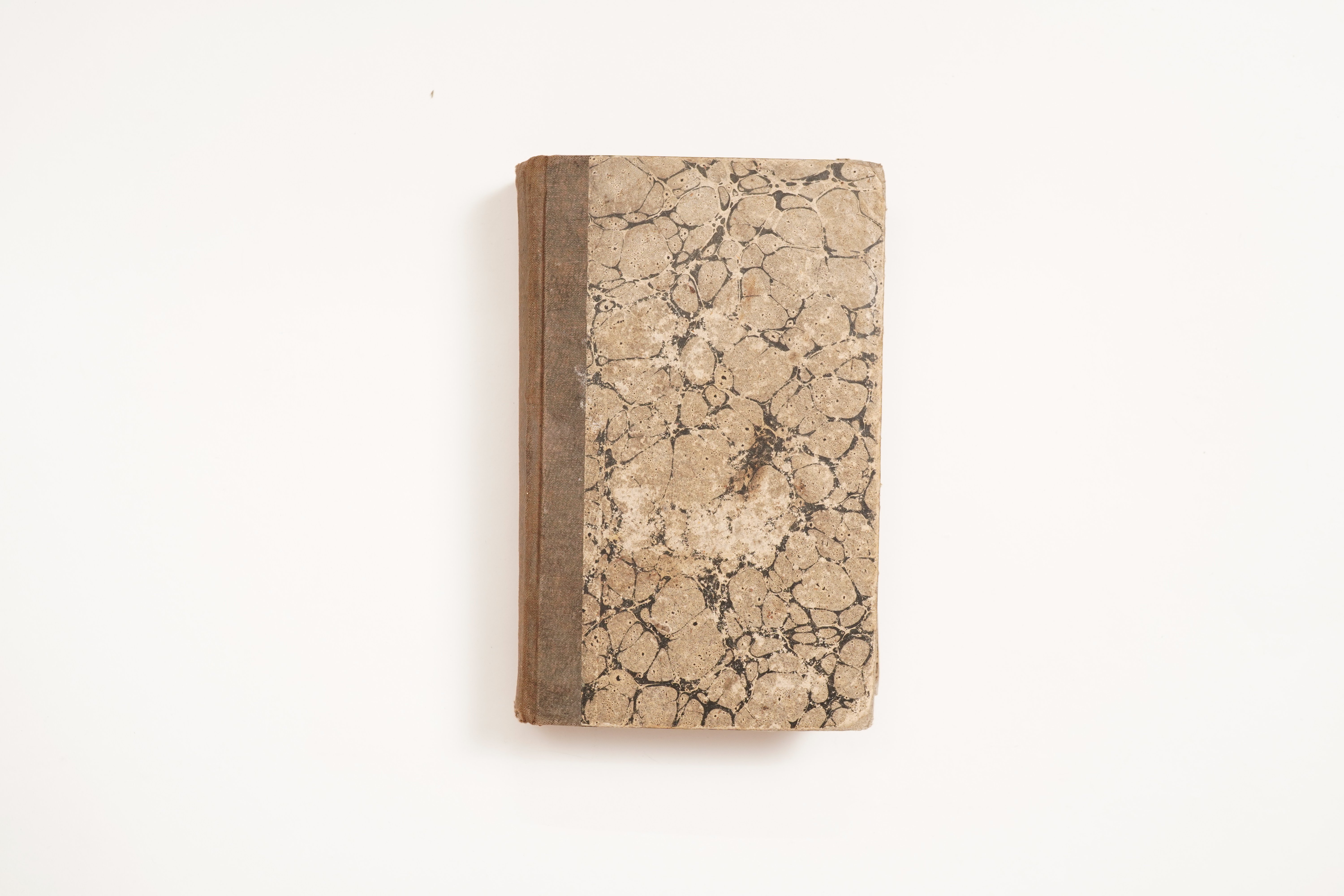 Kleines marmoriertes Buch (Förderkreis Unterjesinger Kelter e.V. CC BY-NC-SA)